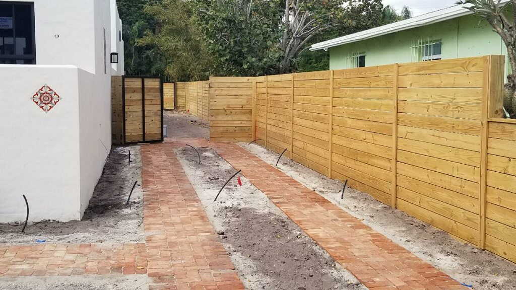 Best-fence-installation-in-Cape-Coral